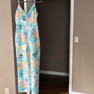H&M sexy summer/spring jumpsuit to wear out to brunch or anywhere:)